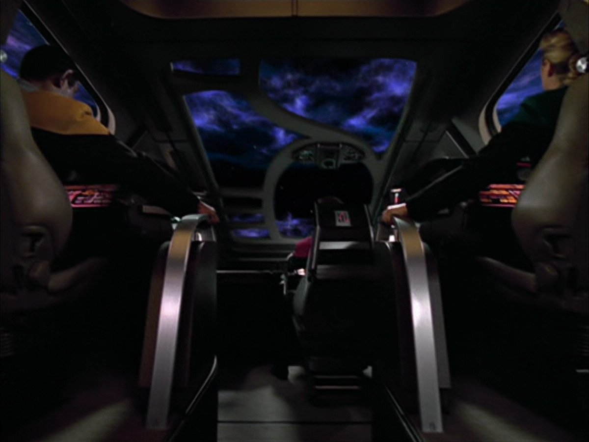 extant_StarTrek_VOY_5x05-OnceUponATime_00421.jpg