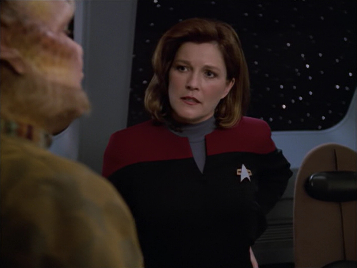 extant_StarTrek_VOY_5x05-OnceUponATime_00696.jpg