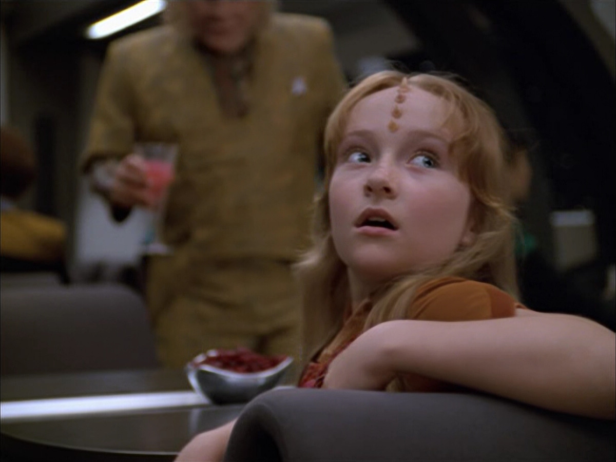 extant_StarTrek_VOY_5x05-OnceUponATime_00848.jpg