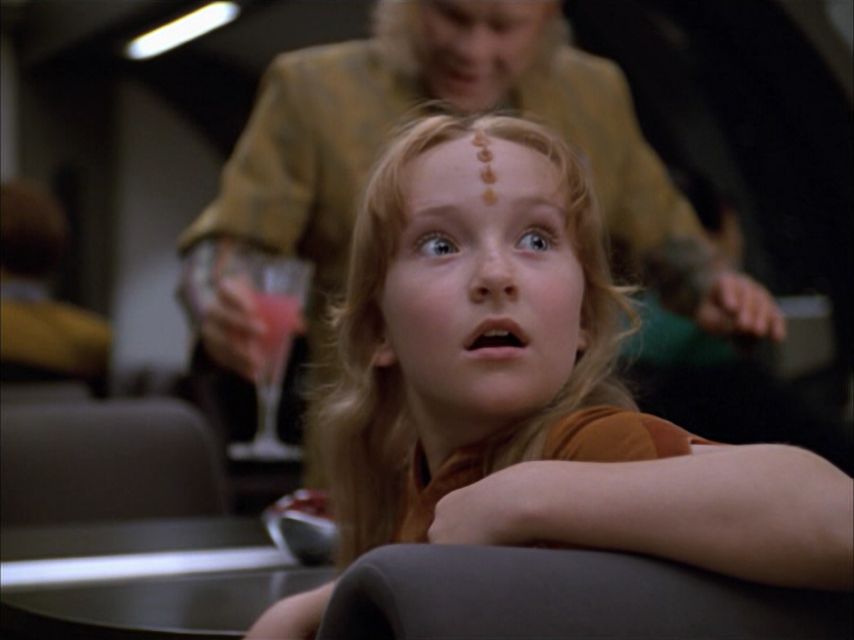extant_StarTrek_VOY_5x05-OnceUponATime_00849.jpg