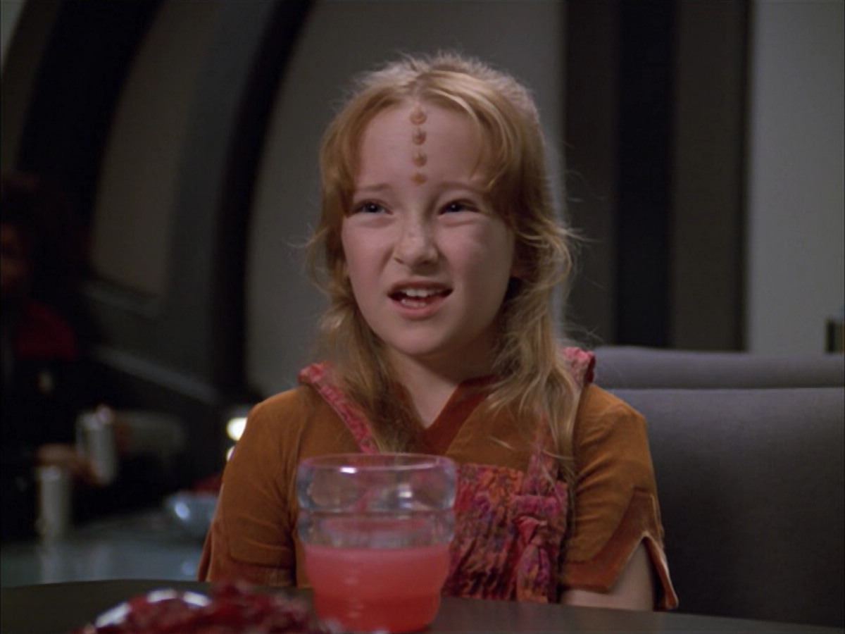 extant_StarTrek_VOY_5x05-OnceUponATime_00899.jpg