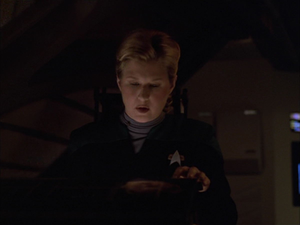 extant_StarTrek_VOY_5x05-OnceUponATime_00948.jpg