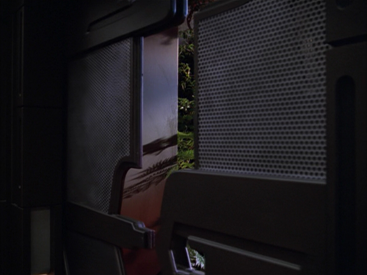 extant_StarTrek_VOY_5x05-OnceUponATime_01576.jpg