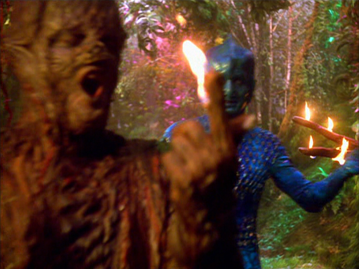 extant_StarTrek_VOY_5x05-OnceUponATime_01596.jpg