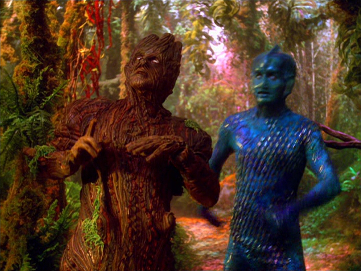 extant_StarTrek_VOY_5x05-OnceUponATime_01643.jpg