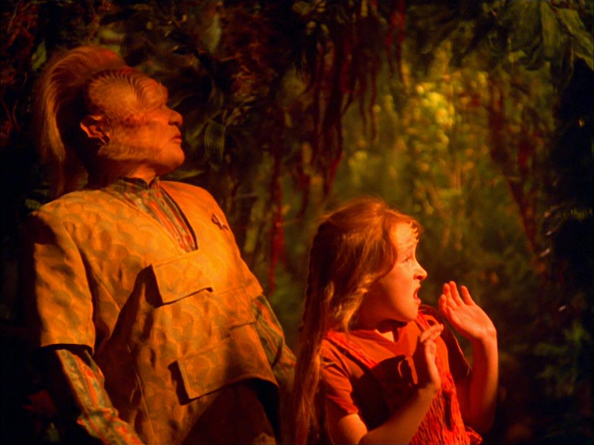 extant_StarTrek_VOY_5x05-OnceUponATime_01677.jpg