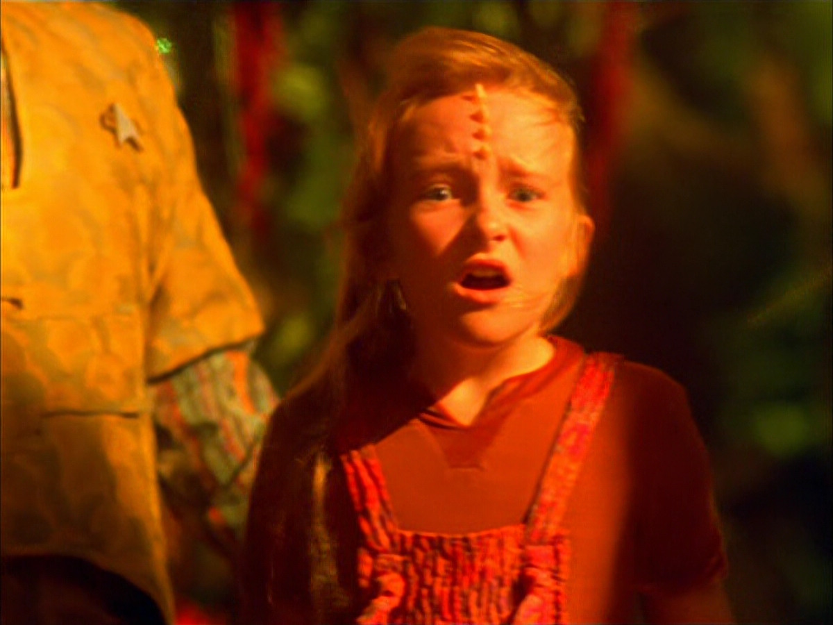 extant_StarTrek_VOY_5x05-OnceUponATime_01699.jpg
