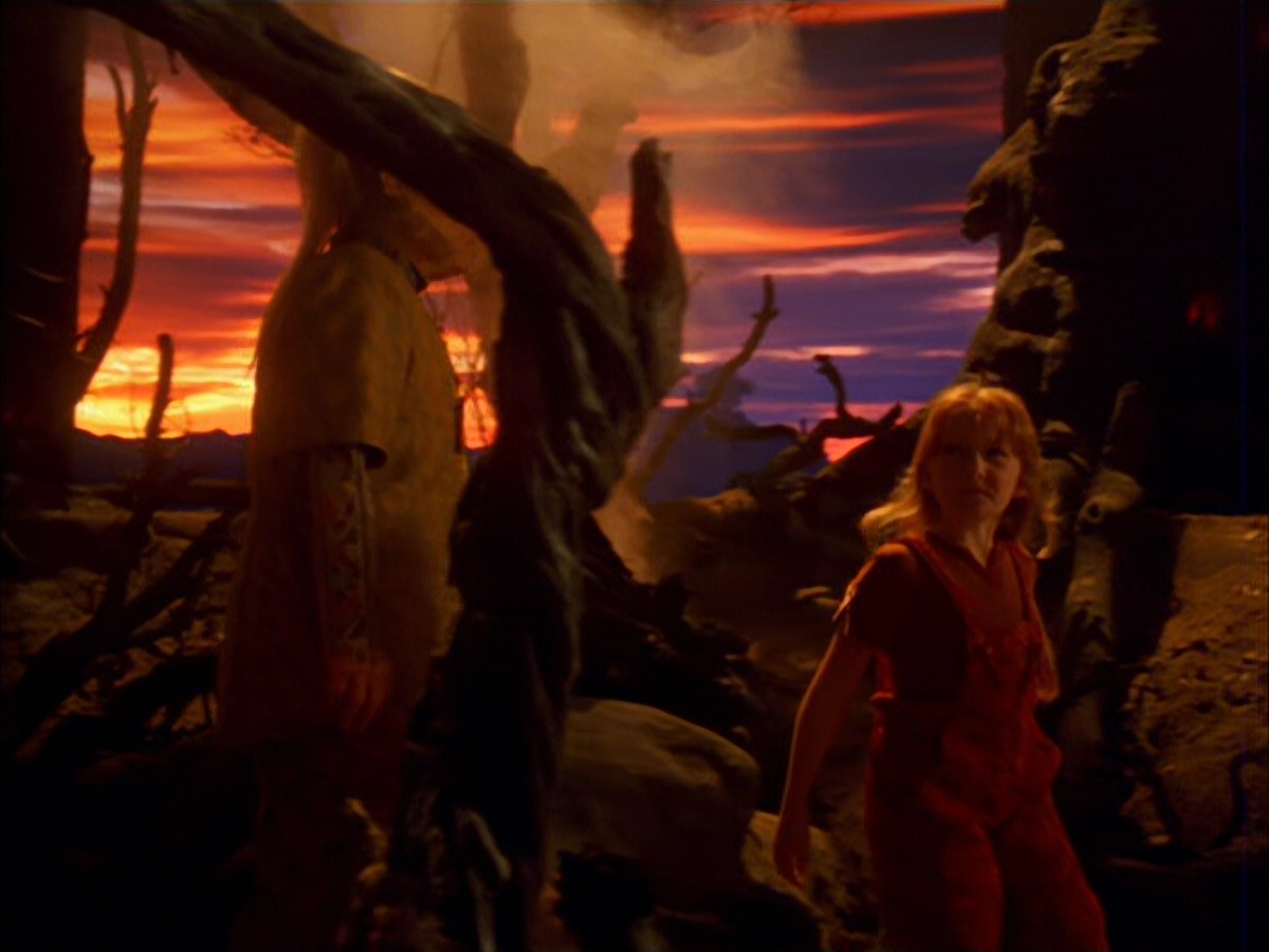 extant_StarTrek_VOY_5x05-OnceUponATime_01712.jpg