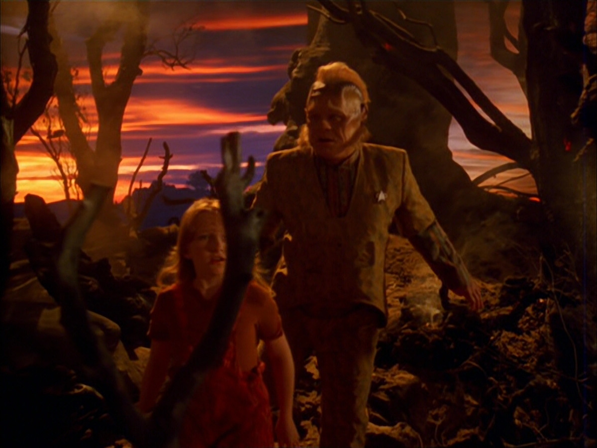 extant_StarTrek_VOY_5x05-OnceUponATime_01718.jpg