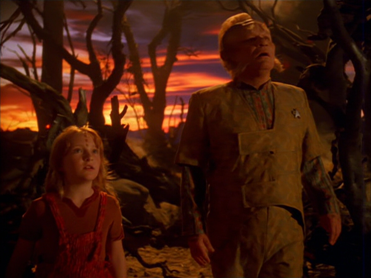 extant_StarTrek_VOY_5x05-OnceUponATime_01730.jpg
