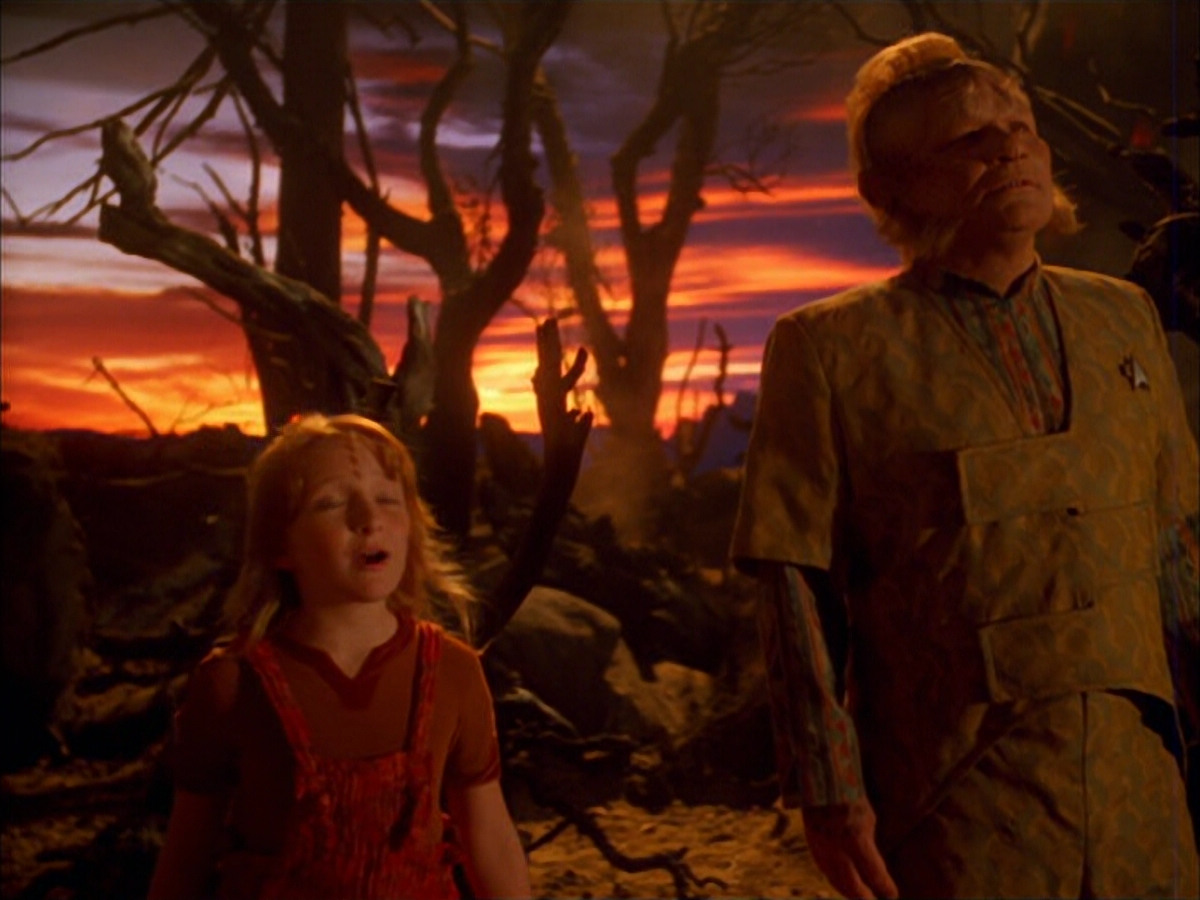 extant_StarTrek_VOY_5x05-OnceUponATime_01735.jpg
