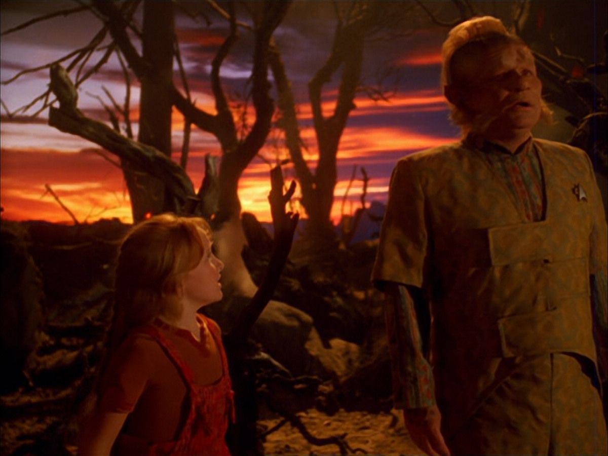 extant_StarTrek_VOY_5x05-OnceUponATime_01745.jpg