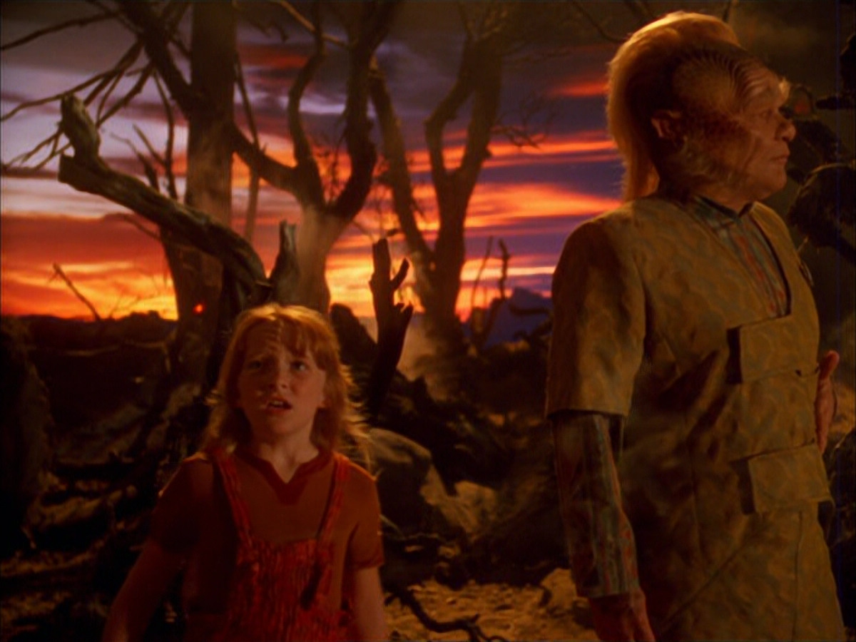 extant_StarTrek_VOY_5x05-OnceUponATime_01749.jpg