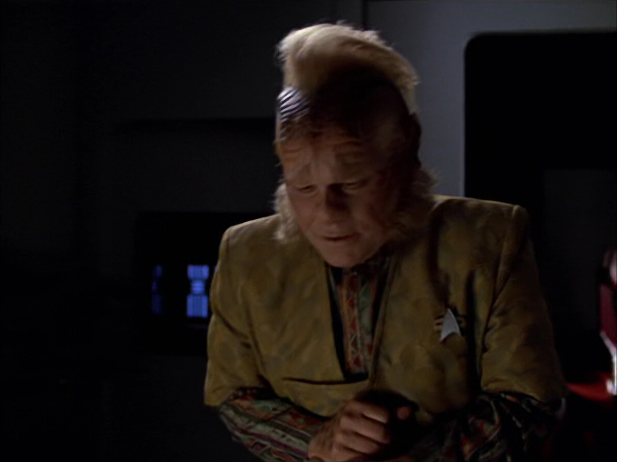 extant_StarTrek_VOY_5x05-OnceUponATime_02171.jpg
