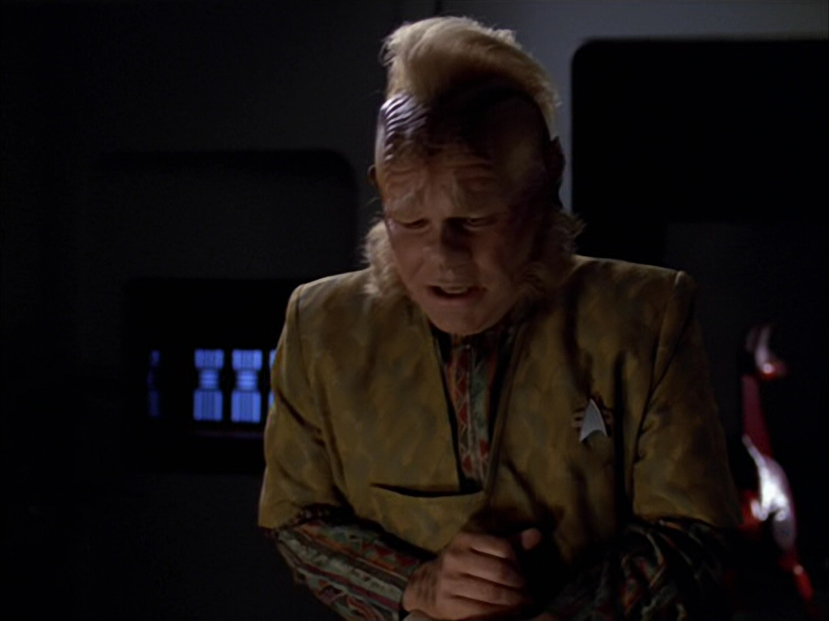 extant_StarTrek_VOY_5x05-OnceUponATime_02172.jpg