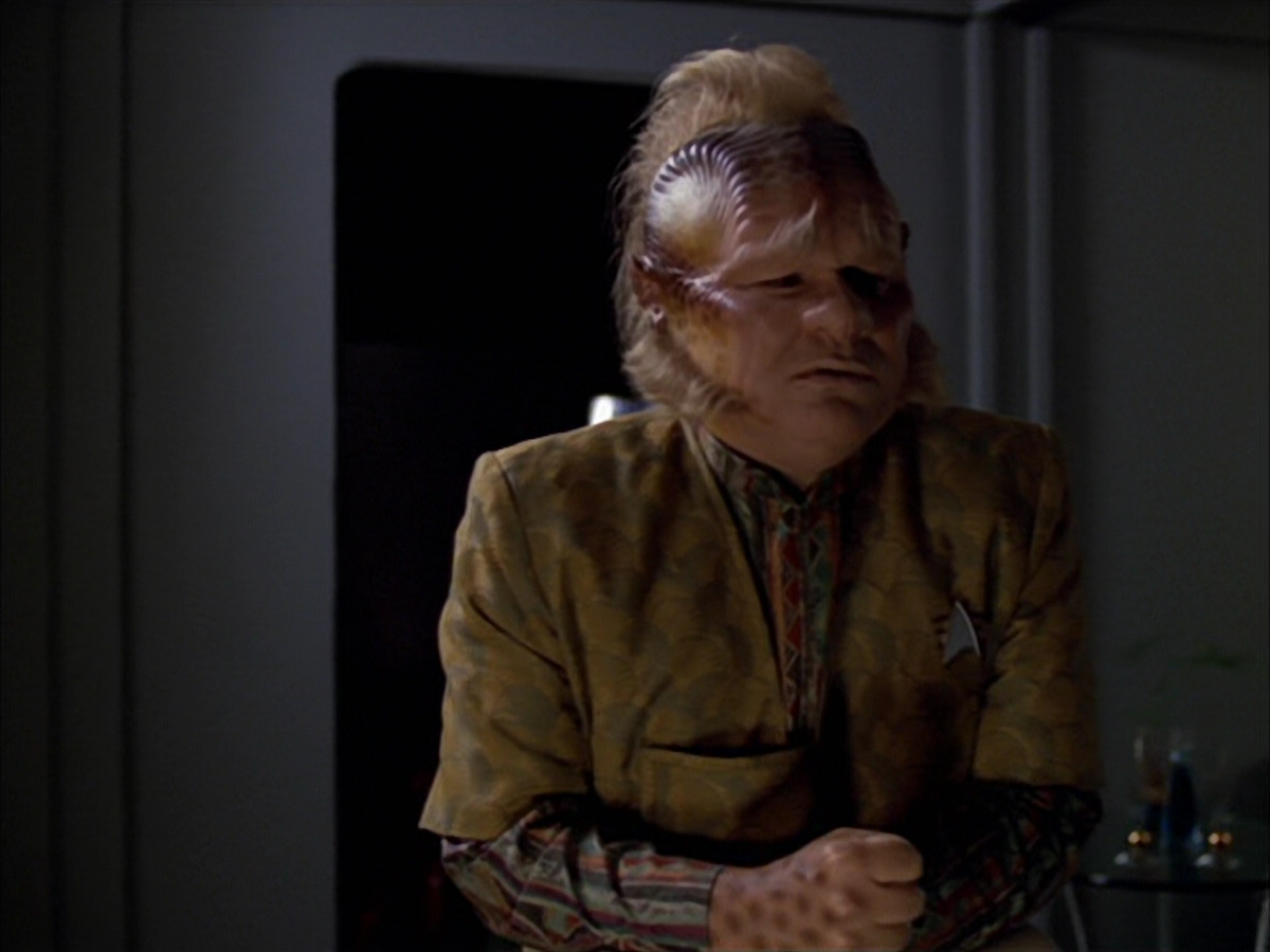 extant_StarTrek_VOY_5x05-OnceUponATime_02181.jpg