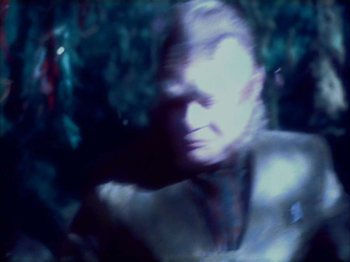 extant_StarTrek_VOY_5x05-OnceUponATime_02233.jpg