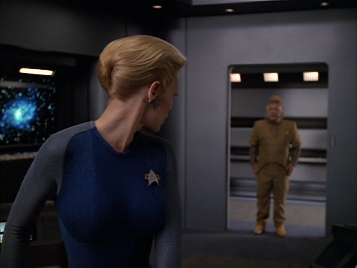 extant_StarTrek_VOY_5x05-OnceUponATime_02288.jpg