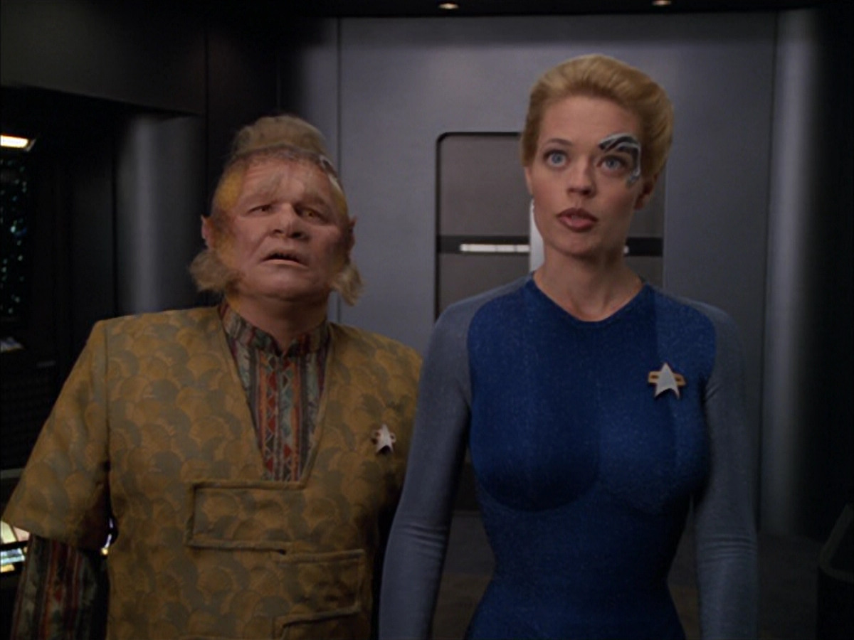 extant_StarTrek_VOY_5x05-OnceUponATime_02312.jpg
