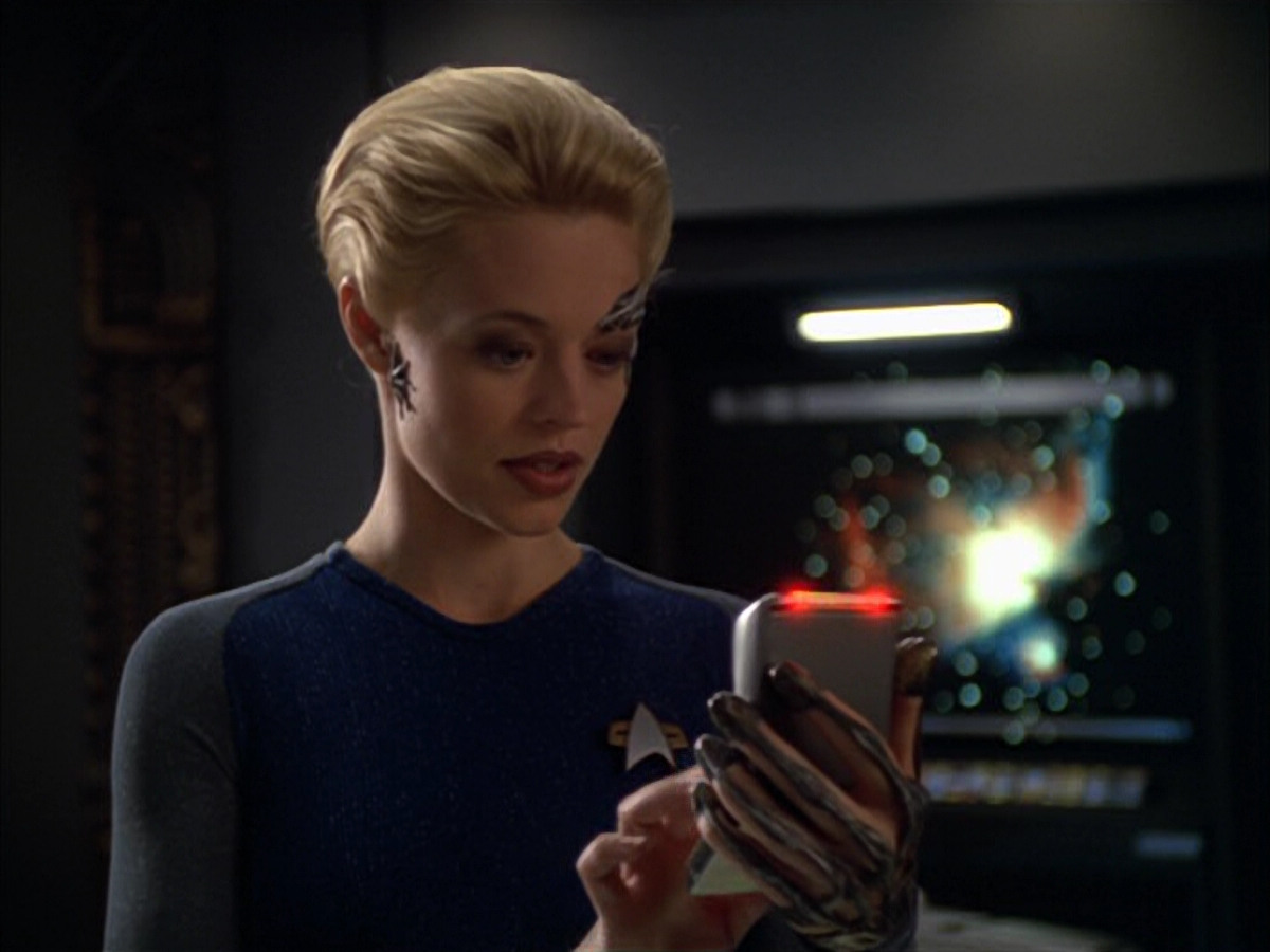 extant_StarTrek_VOY_5x05-OnceUponATime_02342.jpg