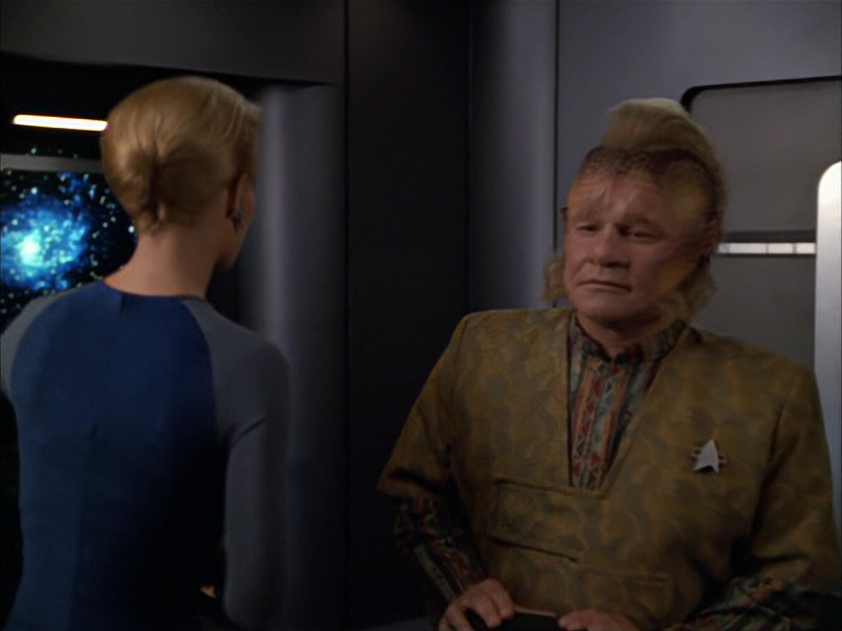 extant_StarTrek_VOY_5x05-OnceUponATime_02373.jpg