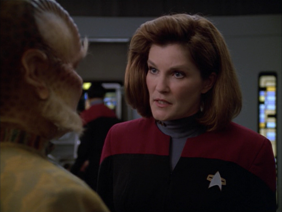 extant_StarTrek_VOY_5x05-OnceUponATime_02467.jpg