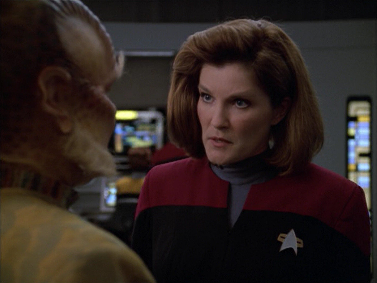 extant_StarTrek_VOY_5x05-OnceUponATime_02468.jpg
