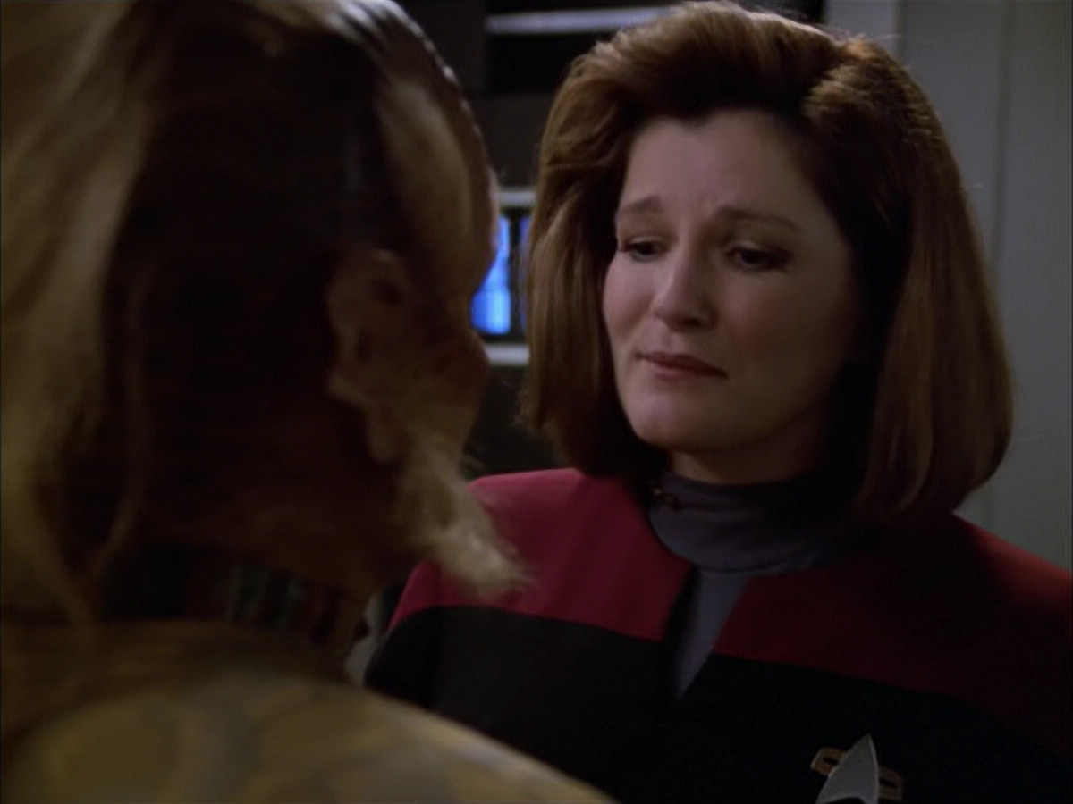 extant_StarTrek_VOY_5x05-OnceUponATime_02578.jpg