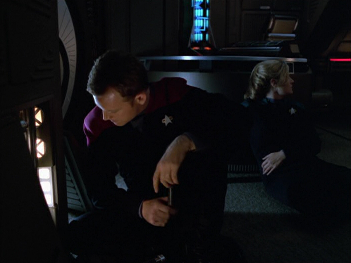 extant_StarTrek_VOY_5x05-OnceUponATime_02682.jpg