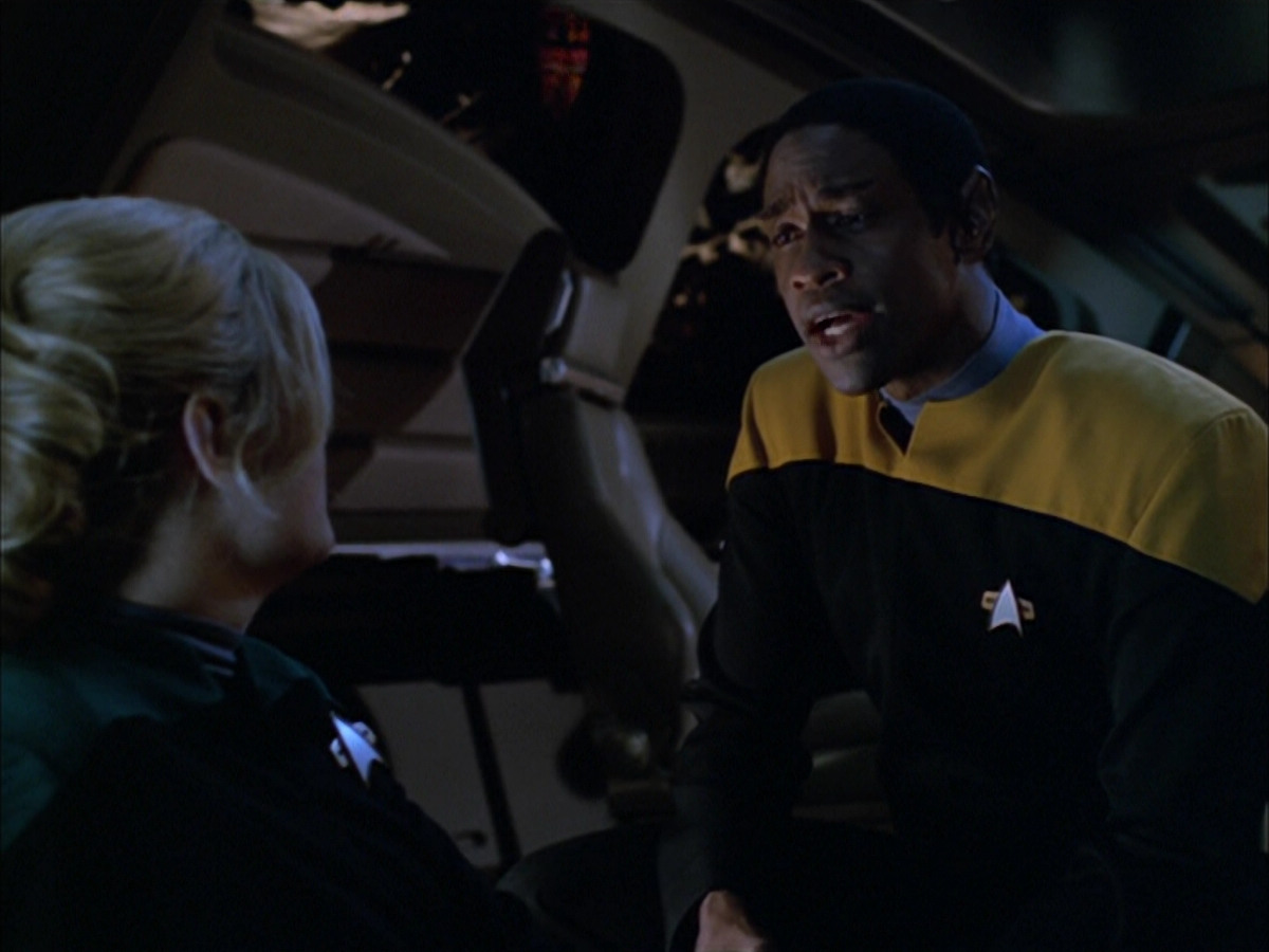 extant_StarTrek_VOY_5x05-OnceUponATime_02729.jpg