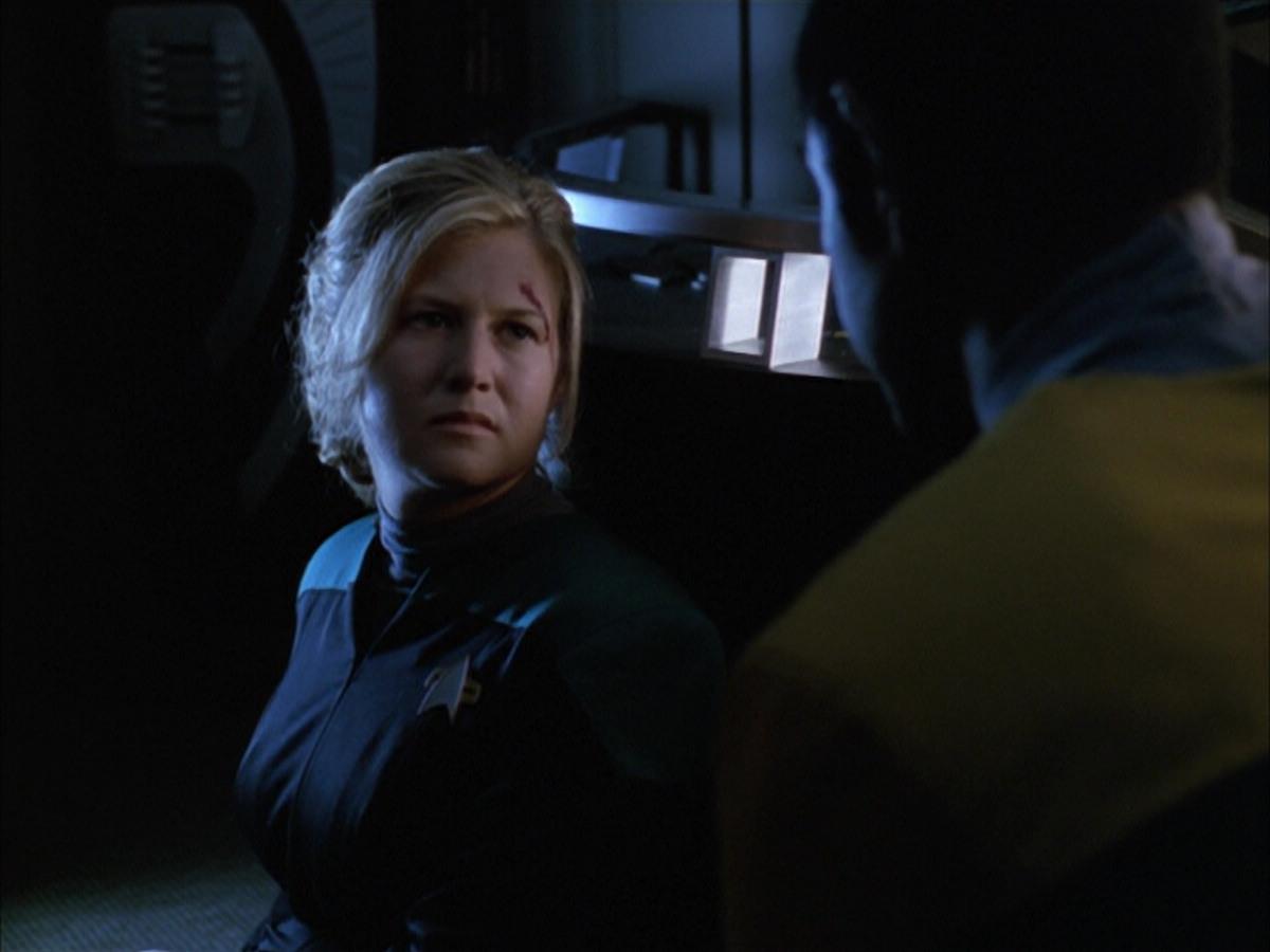 extant_StarTrek_VOY_5x05-OnceUponATime_02732.jpg