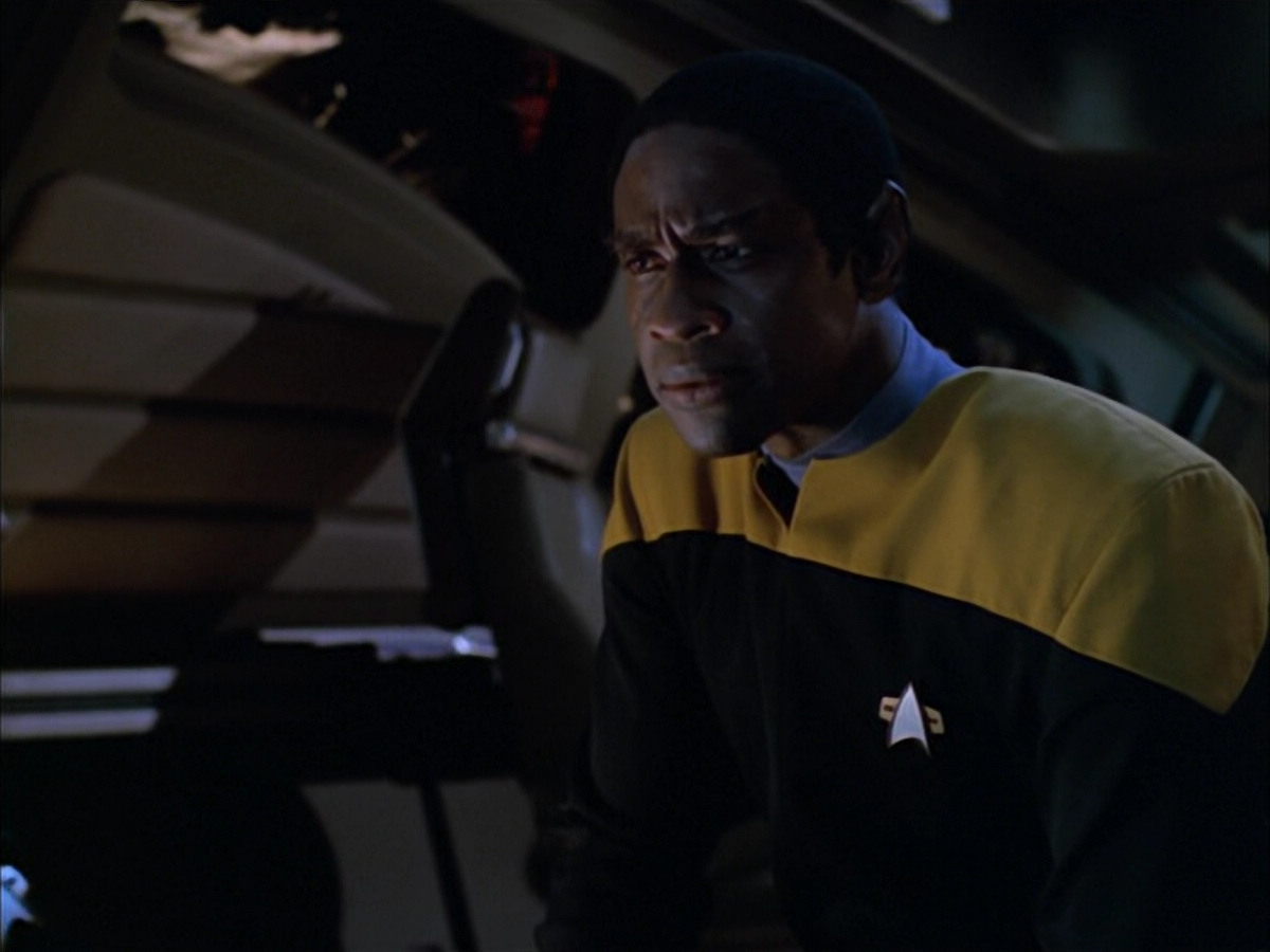 extant_StarTrek_VOY_5x05-OnceUponATime_02750.jpg
