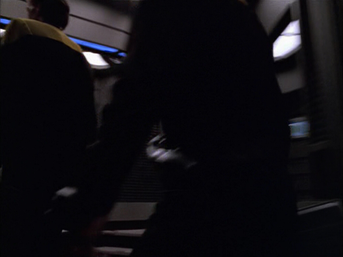 extant_StarTrek_VOY_5x05-OnceUponATime_02852.jpg