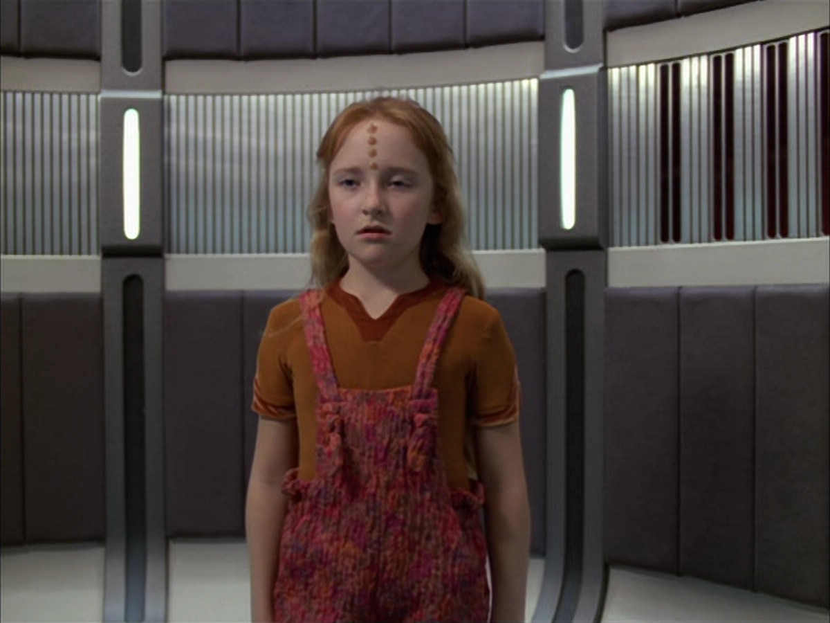 extant_StarTrek_VOY_5x05-OnceUponATime_02880.jpg