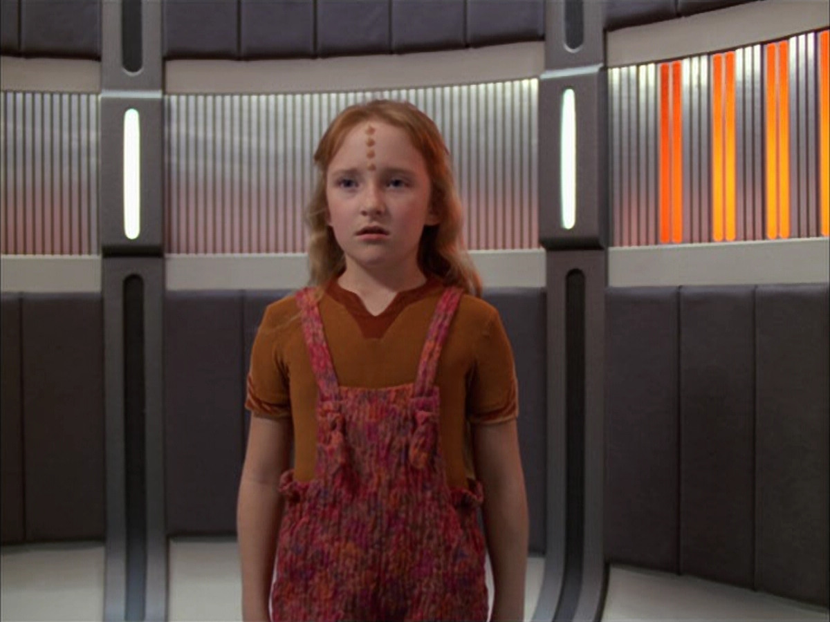 extant_StarTrek_VOY_5x05-OnceUponATime_02881.jpg