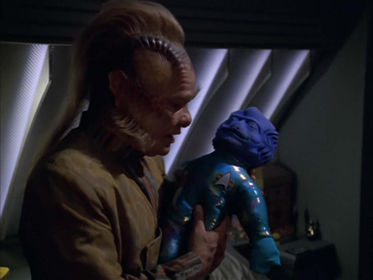 extant_StarTrek_VOY_5x05-OnceUponATime_02979.jpg