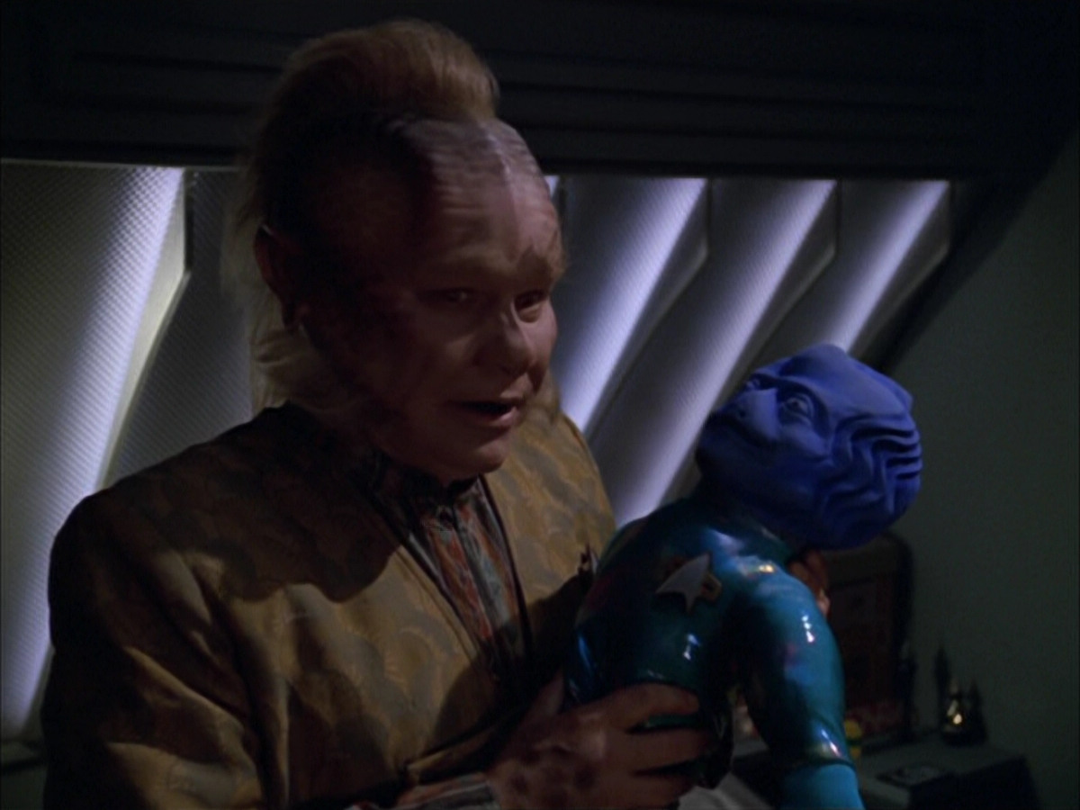 extant_StarTrek_VOY_5x05-OnceUponATime_02983.jpg