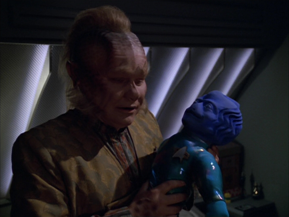 extant_StarTrek_VOY_5x05-OnceUponATime_02984.jpg