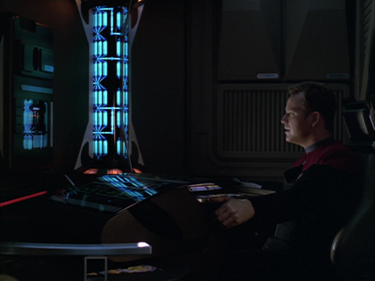 extant_StarTrek_VOY_5x05-OnceUponATime_03081.jpg
