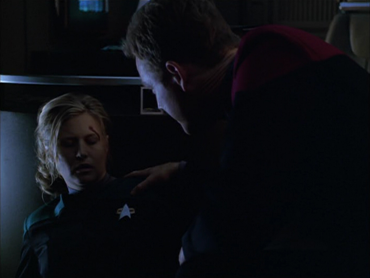 extant_StarTrek_VOY_5x05-OnceUponATime_03104.jpg