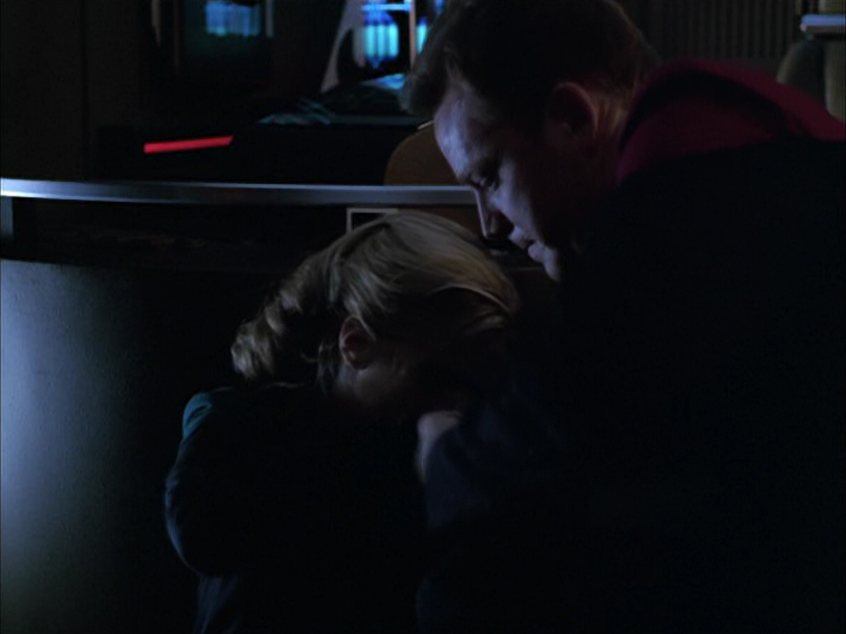 extant_StarTrek_VOY_5x05-OnceUponATime_03128.jpg