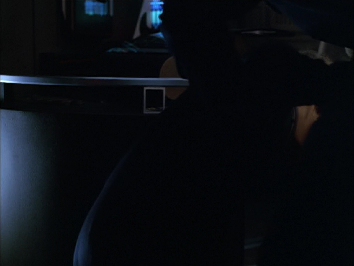 extant_StarTrek_VOY_5x05-OnceUponATime_03131.jpg