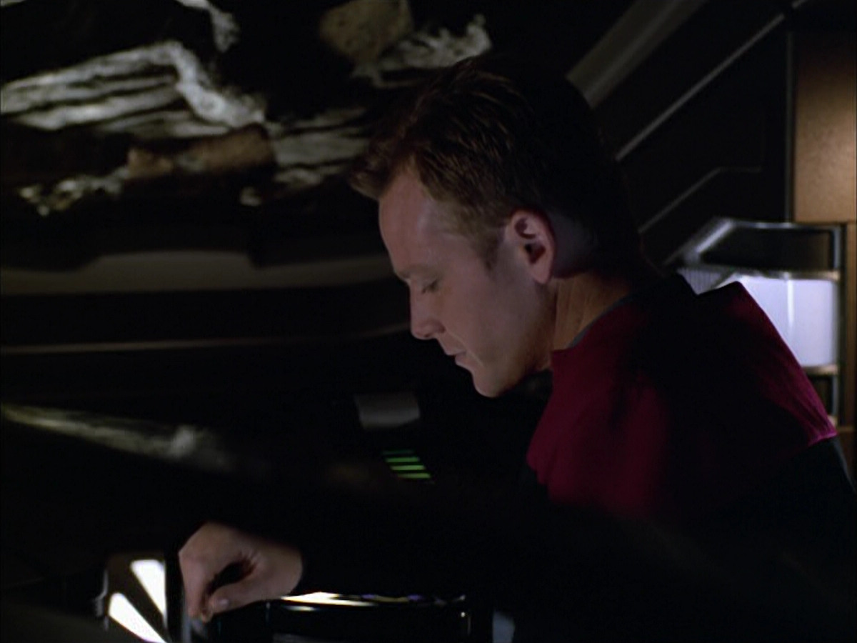 extant_StarTrek_VOY_5x05-OnceUponATime_03179.jpg