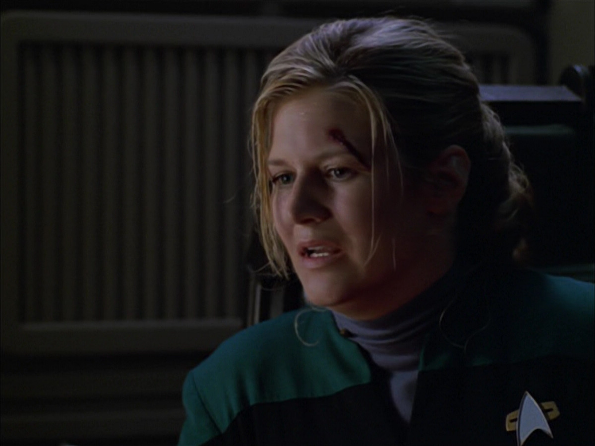 extant_StarTrek_VOY_5x05-OnceUponATime_03187.jpg