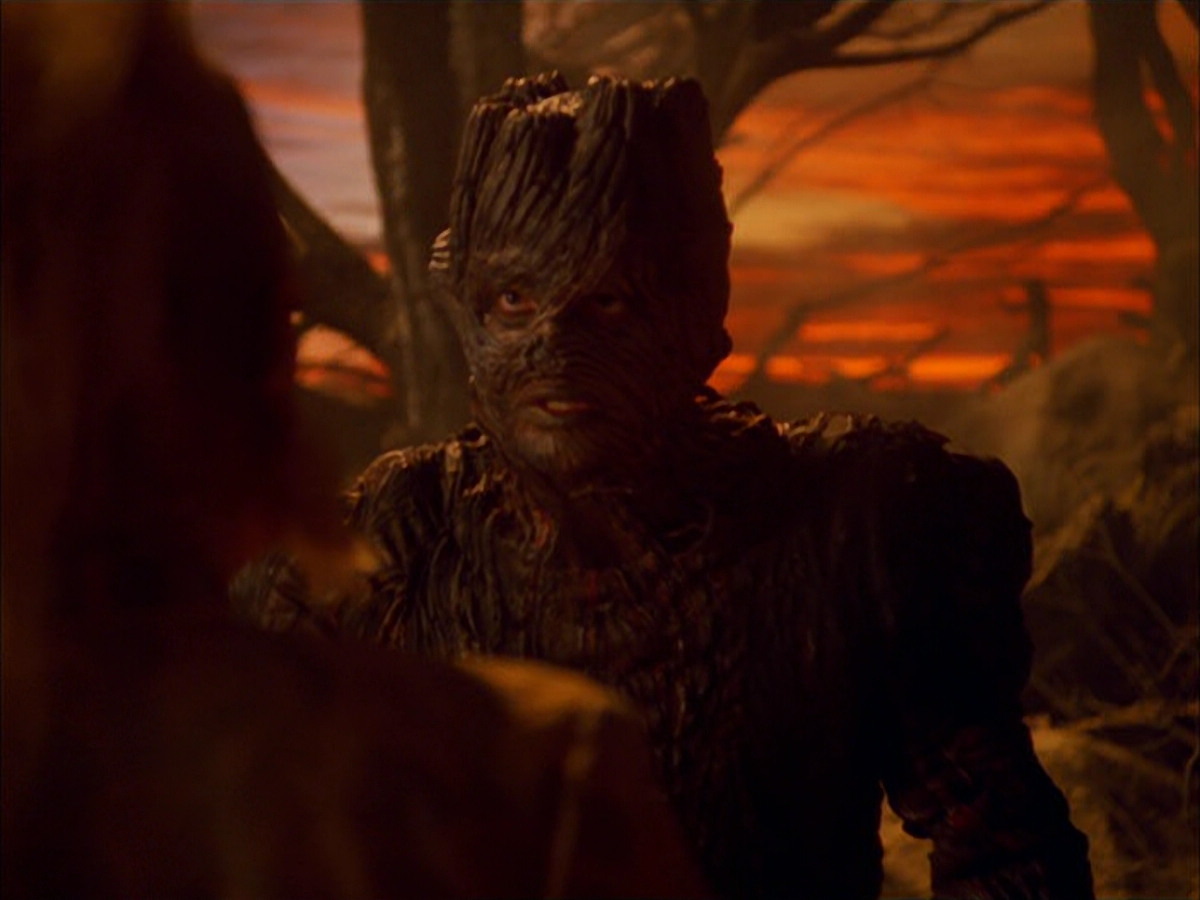 extant_StarTrek_VOY_5x05-OnceUponATime_03254.jpg