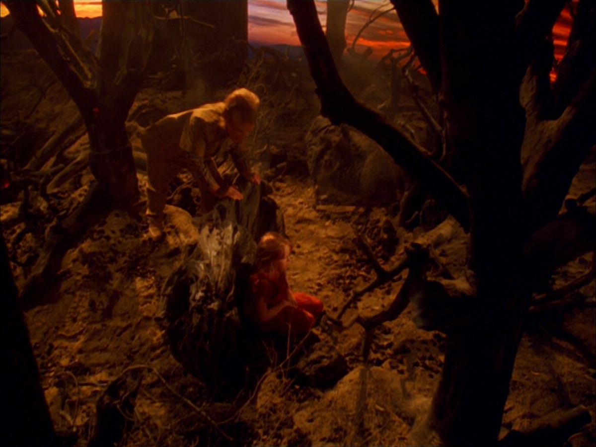 extant_StarTrek_VOY_5x05-OnceUponATime_03335.jpg