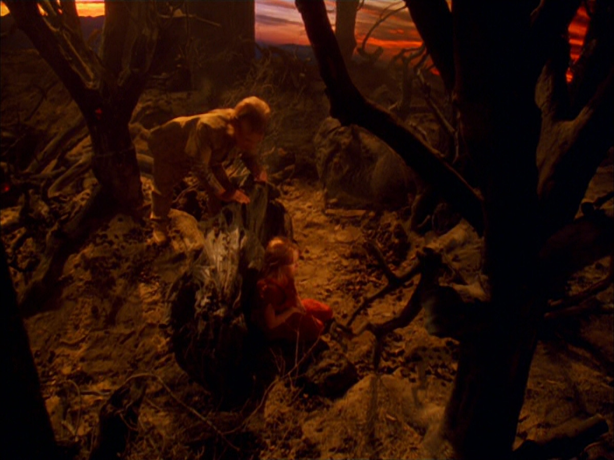 extant_StarTrek_VOY_5x05-OnceUponATime_03336.jpg