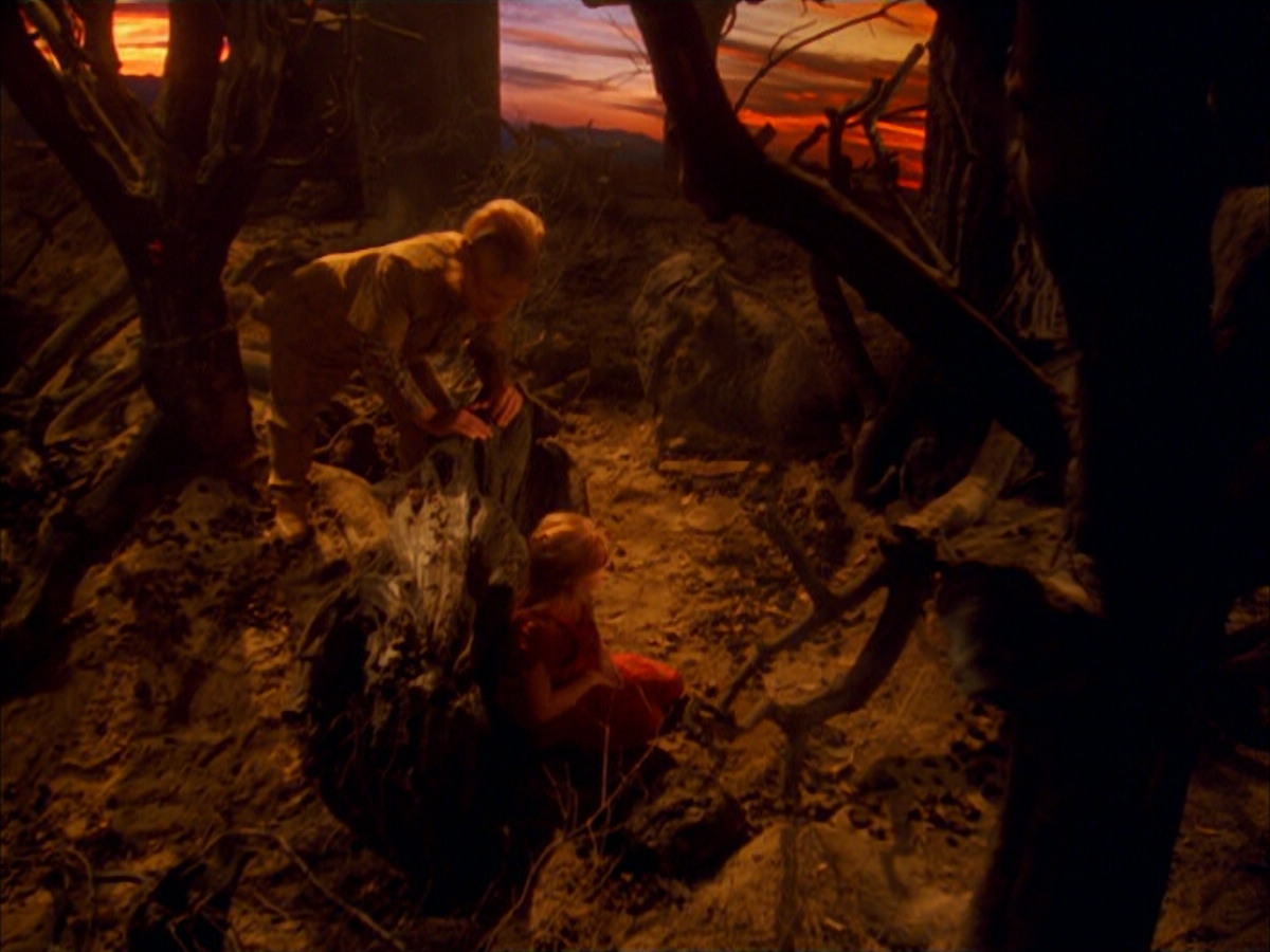 extant_StarTrek_VOY_5x05-OnceUponATime_03350.jpg