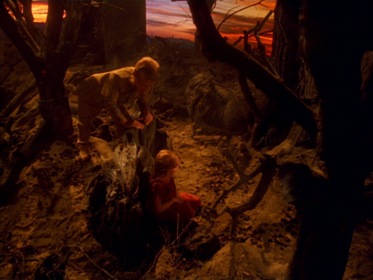 extant_StarTrek_VOY_5x05-OnceUponATime_03351.jpg