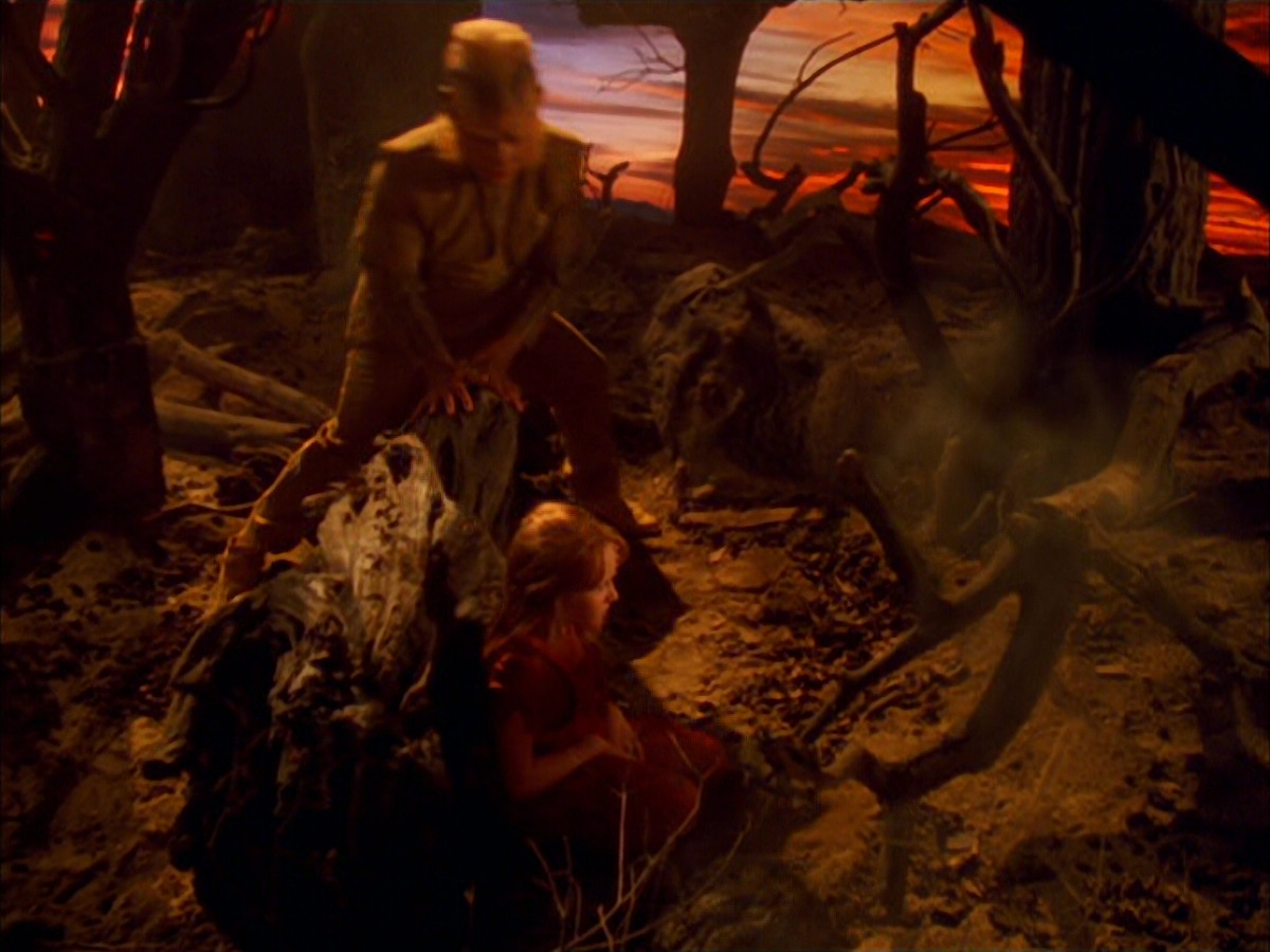extant_StarTrek_VOY_5x05-OnceUponATime_03367.jpg